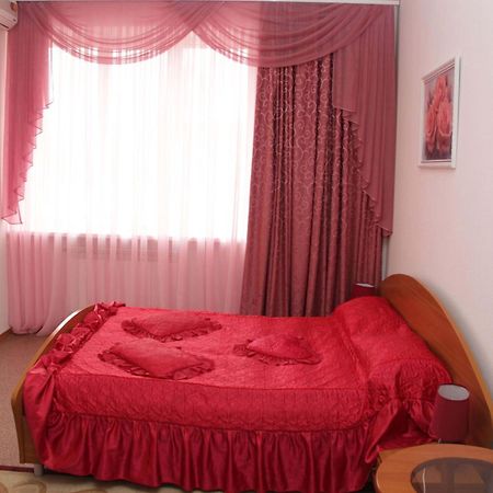 克里斯蒂娜酒店 Zaporizhia 外观 照片